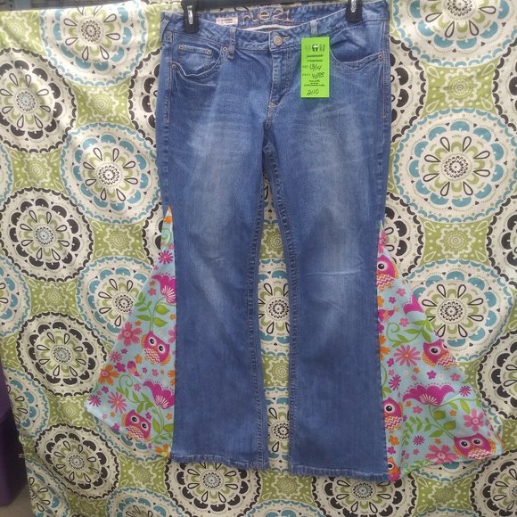 Rue21 Denim - 2110 Jeaniemade Size 13/14 Rue 21 Bell-Bottoms